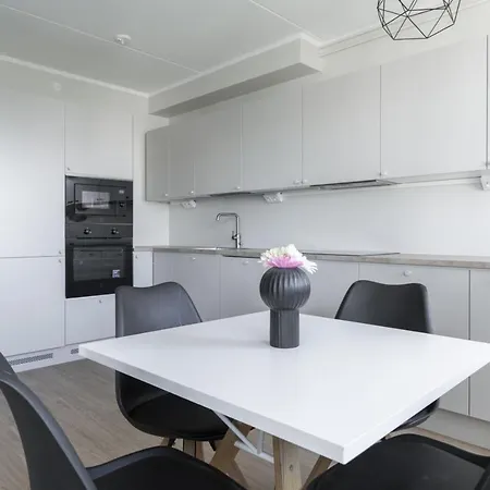 2 Bedroom Family With Sauna And Parking Appartement Helsinki